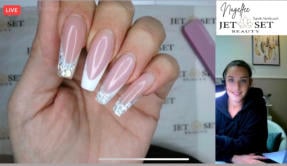 Onlineschulung Nagelfee Sarah